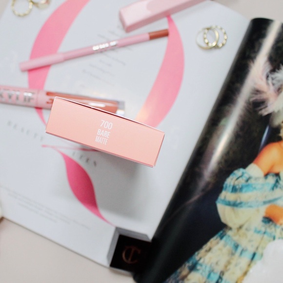 KYLIE COSMETICS ‘Bare’ Matte Lip Kit - Picture 3 of 4